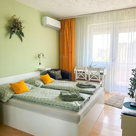 Aloé Apartman Sopron Esterno foto