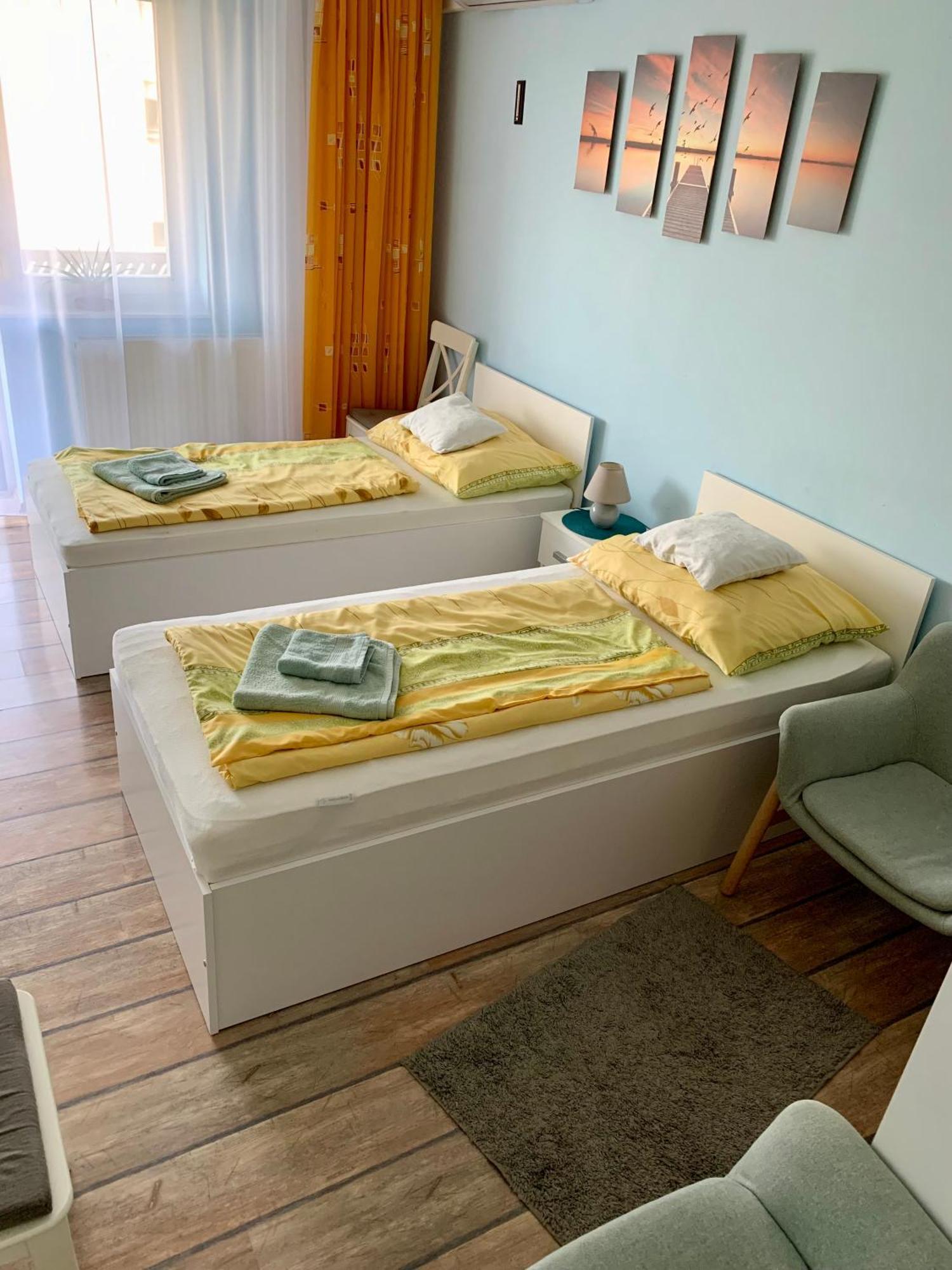 Aloé Apartman Sopron Esterno foto